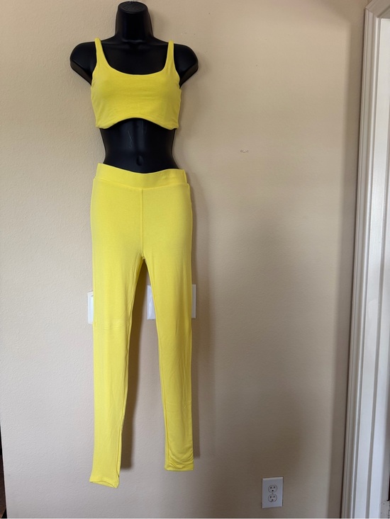 naked wardrobe Pants - NWT Naked Wardrobe Tank Me Back Yellow Knit Leggings Set Large